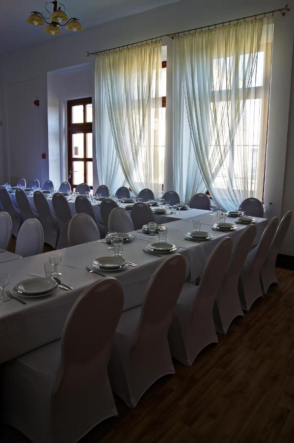 Palac Victoria Mgowo Esterno foto
